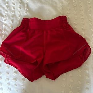 Lululemon shorts (high waisted, 2.5 in)